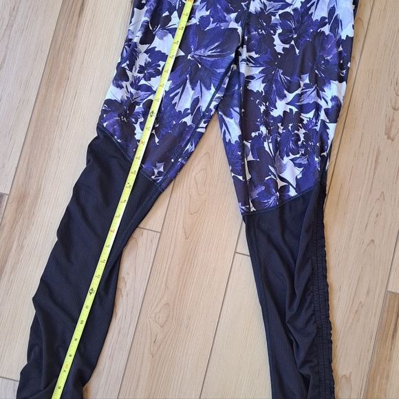 Fabletics leggings Mesh Bottom women's size M - Picture 9 of 11